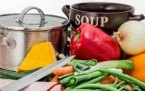 Czy warto samodzielnie przygotowywać potrawy w domu?