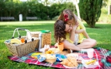 Patent na piknik – 3 pomysły na smakowity relaks na świeżym powietrzu